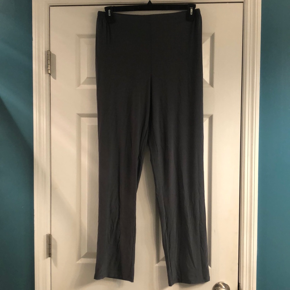 Liquid feeling pants